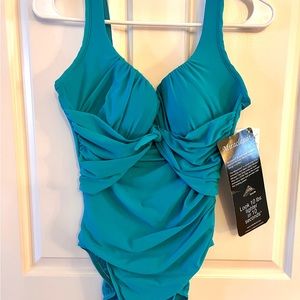 NWT beautiful Miraclesuit Onepiece